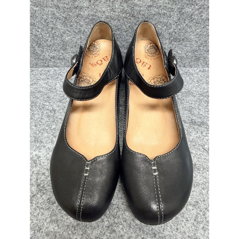 Taos Footwear Black Mary Jane Heels